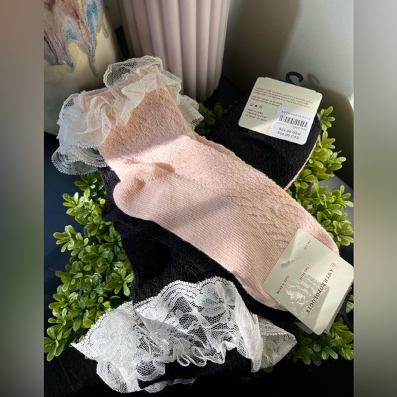 Anthropologie 2 set of Two Lace Ruffle (4 Pair Total) Lolita Socks - Picture 2 of 3